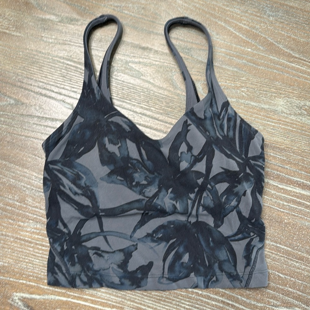 Lululemon Sports Bra in great condition